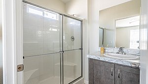 Canyon Lake / 24443X Bathroom 84372